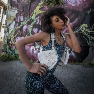 Hipstirr Lotus Holster